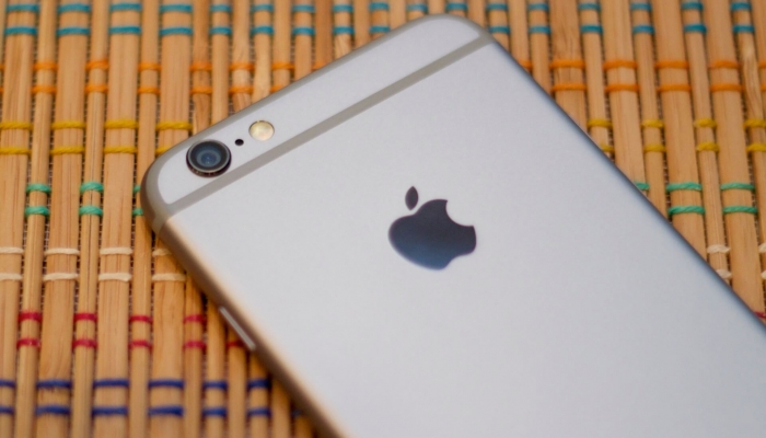 От чего еще Apple избавится в iPhone 7?