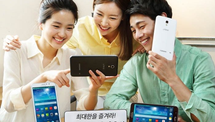 Samsung официально представила 7-дюймовый смартфон Galaxy W