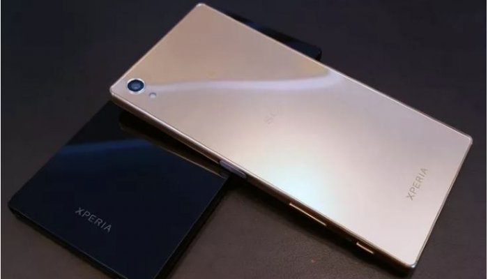 Sony Xperia X Premium получит уникальный LCD-экран