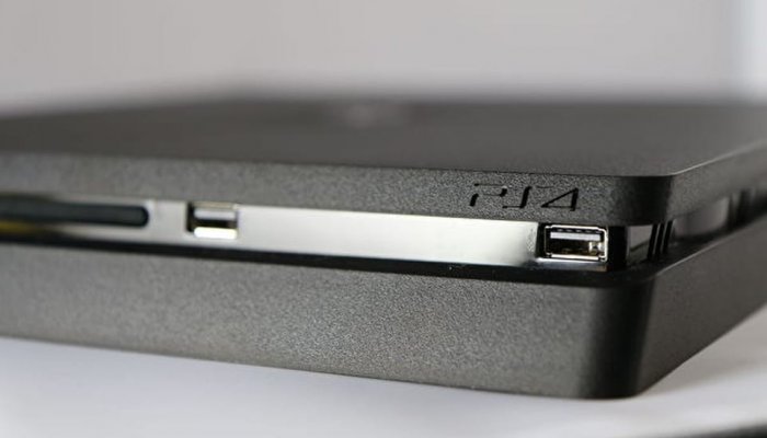 Sony представила рекламный ролик Playstation 4 Slim