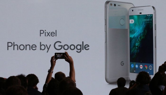 Google представила собственный смартфон Google Pixel