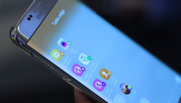 В сеть утекло видео на котором запечатлен Samsung Galaxy S8